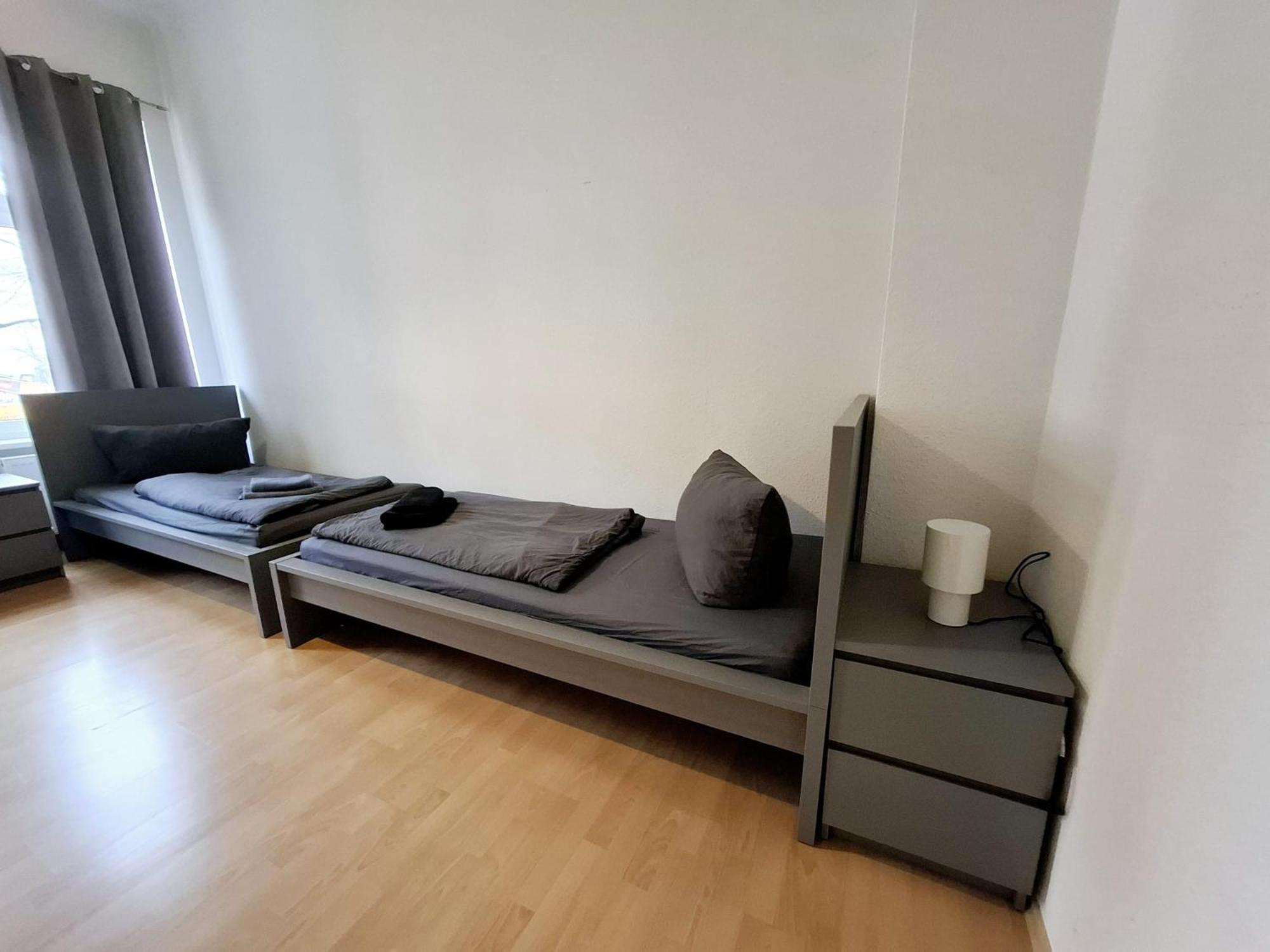 Altbauwohnung Direkt An Der Karli Mit Balkon - Netflix Inklusive Leipzig Exterior photo